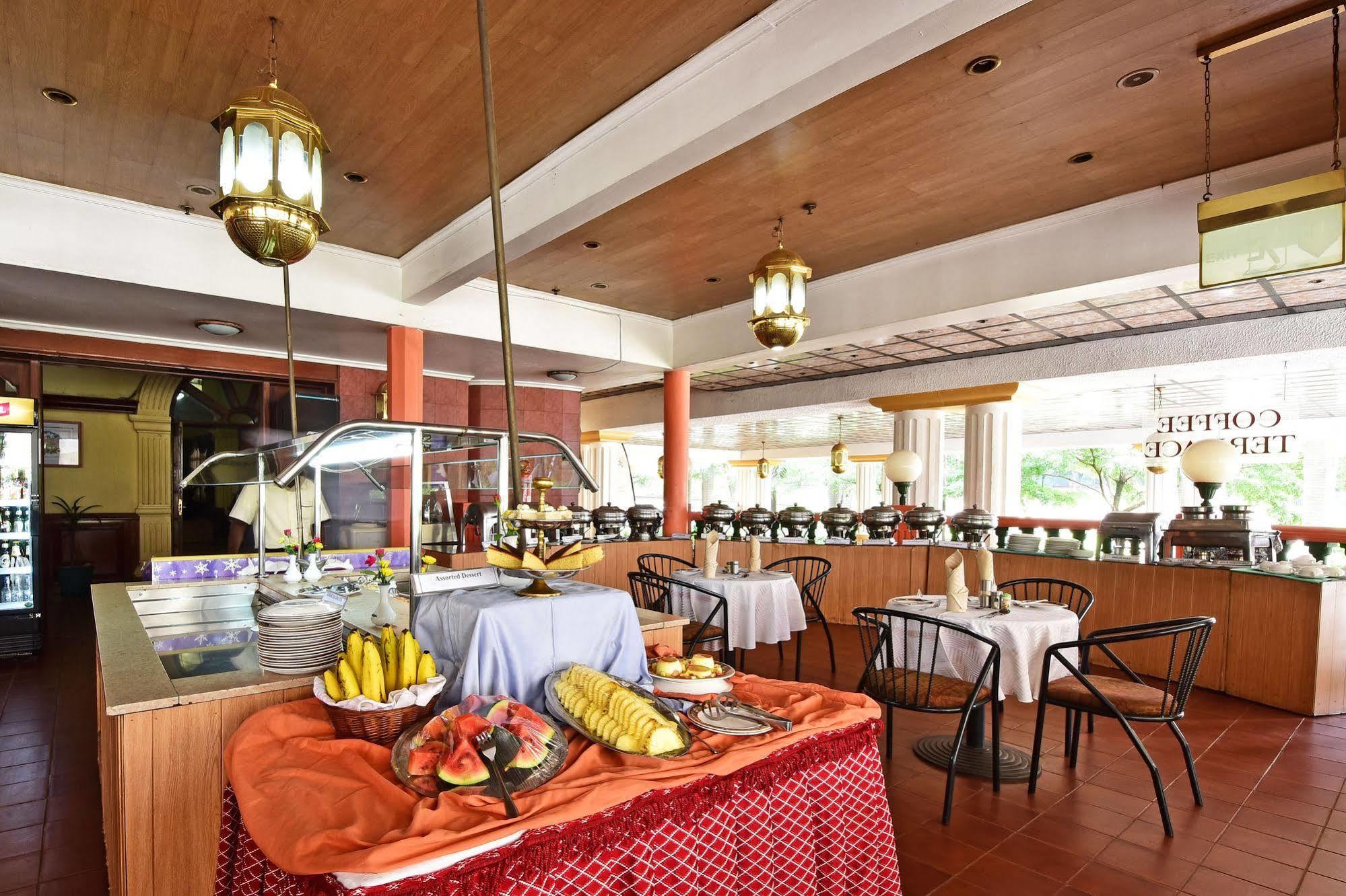 Grand Imperial Hotel Kampala Zewnętrze zdjęcie