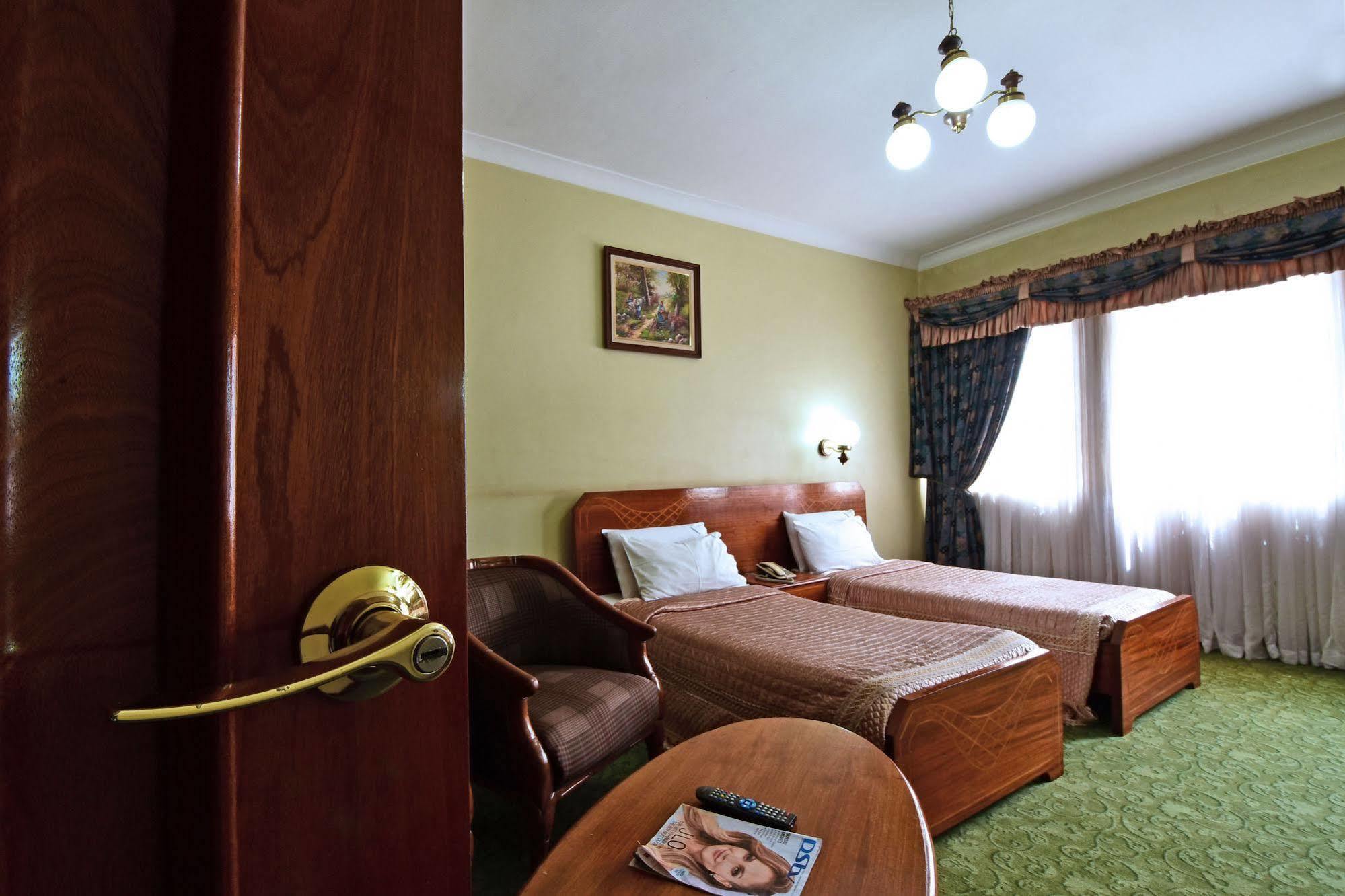 Grand Imperial Hotel Kampala Zewnętrze zdjęcie