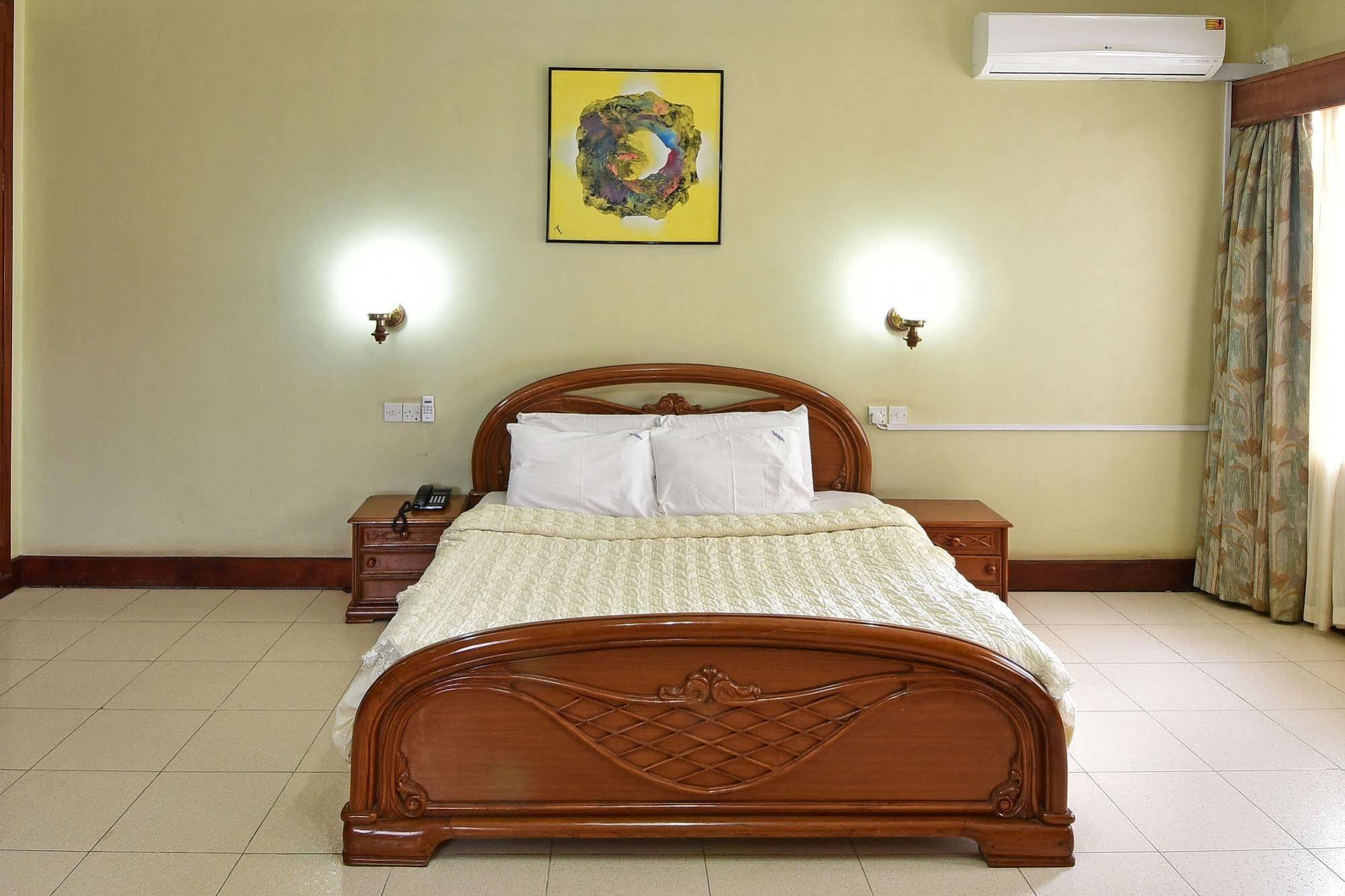Grand Imperial Hotel Kampala Zewnętrze zdjęcie
